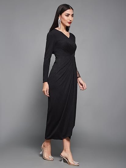 Women's Fit and Flare Full Length Pleated V-Neck Full Sleeve Dress - Image 4